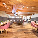 Hotell Post 4*